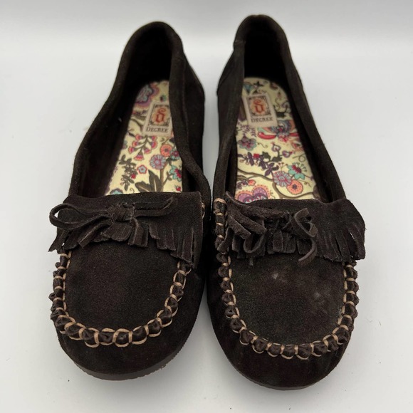 Decree Womens Leather Moccasins size 7M Dark Brown Fringe Contrasting Stitching - Picture 3 of 10